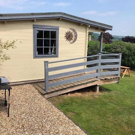 Morlais Log Cabin Lyme Regis Dış mekan fotoğraf